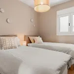 Brand New Chic - City, Pool & Apartment Estepona