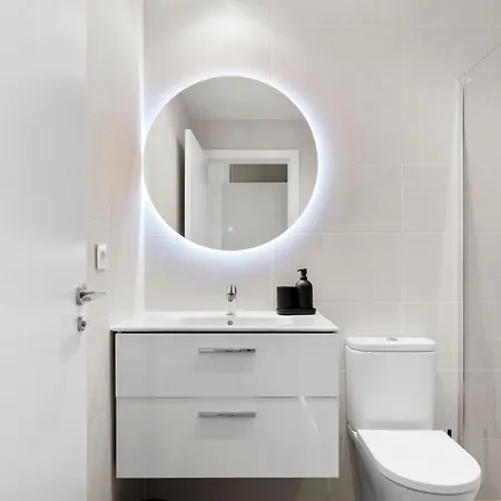 Brand New Chic - City, Pool & Appartement Estepona