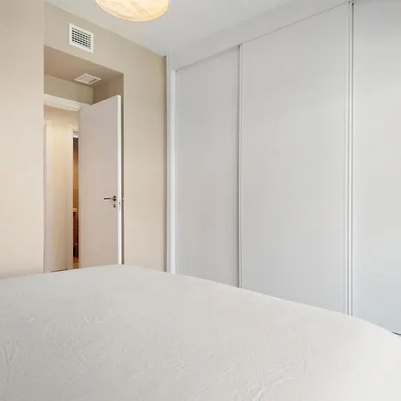 Brand New Chic - City, Pool & *