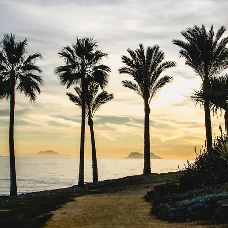 Appartement Brand New Chic - City, Pool & Estepona