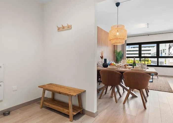 Apartment Brand New Chic - City, Pool & *