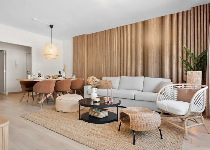 Apartment Brand New Chic - City, Pool &