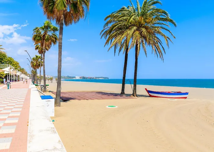 Apartment Brand New Chic - City, Pool & Estepona